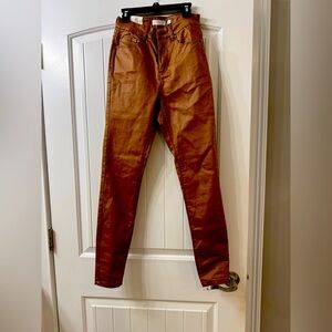 Gorgeous women’s camel skinny pants with sheen